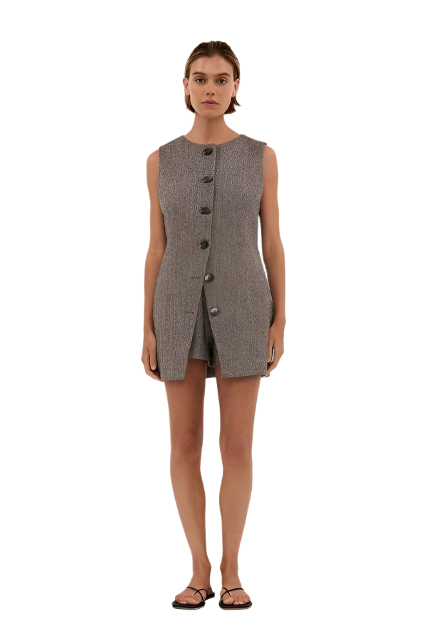 Rebecca – Completo Donna in Tweed Cioccolato con Gilet Tunica e Shorts