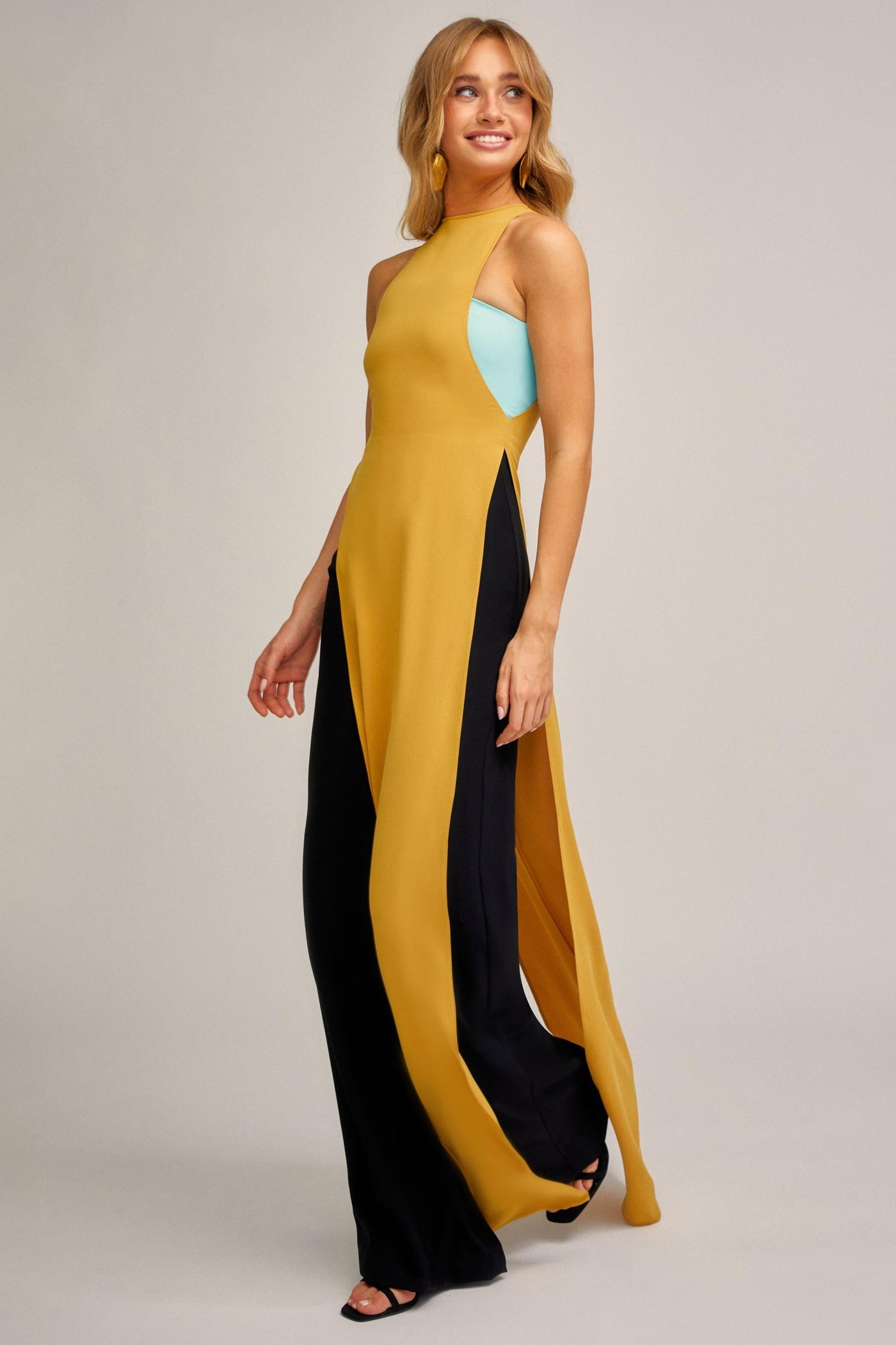 Alessia – Tuta Estiva da Donna in Crepe Drappeggiato