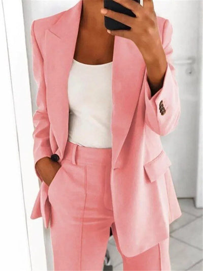 Blazer e Pantaloni Donna per un Look Fresco e Chic