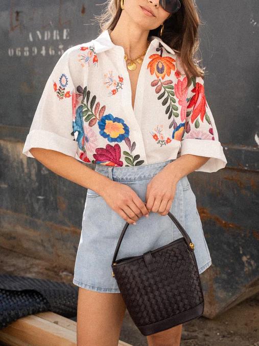 Vanessa – Camicia Donna in Stile Boho con Fantasia Floreale