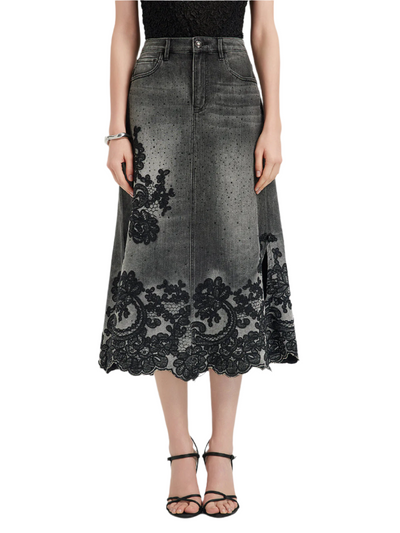 Vanessa – Gonna Svasata in Denim con Ricami per Donna