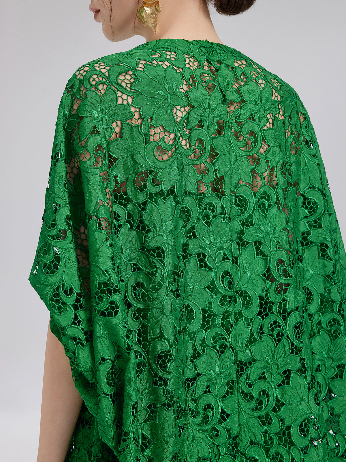 Stephany – Blusa da Donna in Pizzo Smeraldo Elegante