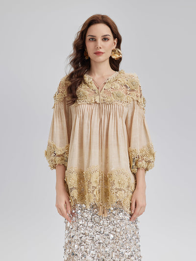 Riley – Blusa Donna in Pizzo con Pieghe e Ricami Floreali
