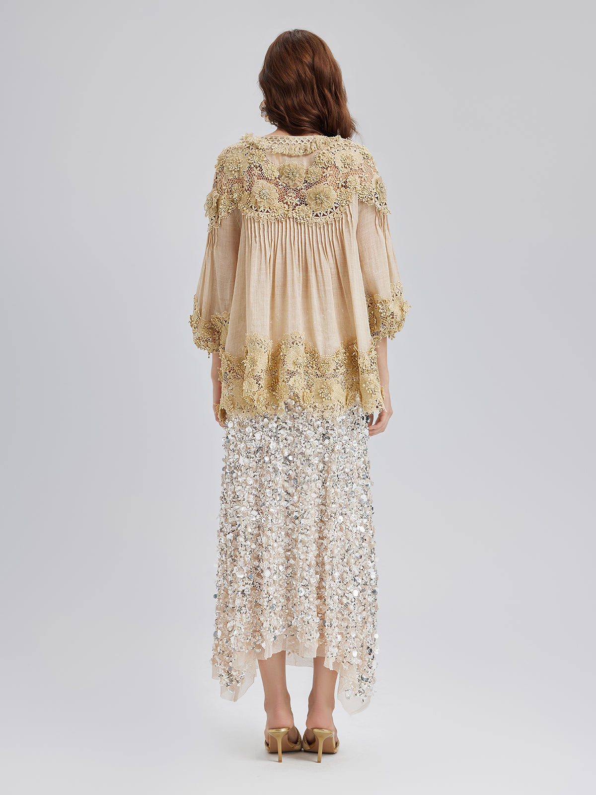 Riley – Blusa Donna in Pizzo con Pieghe e Ricami Floreali