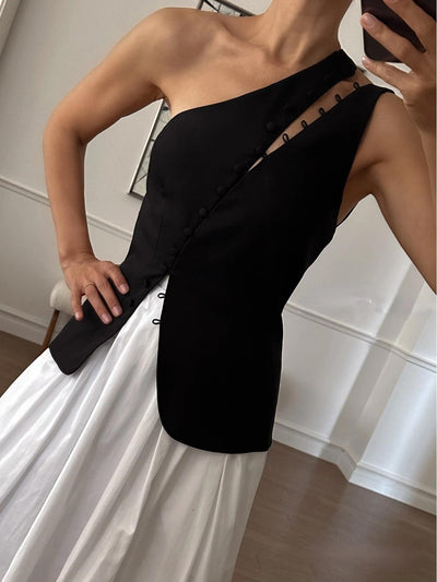 Lorry – Top Asimmetrico Donna Monospalla con Bottoni