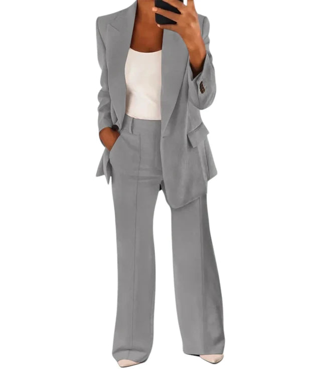 Blazer e Pantaloni Donna per un Look Fresco e Chic