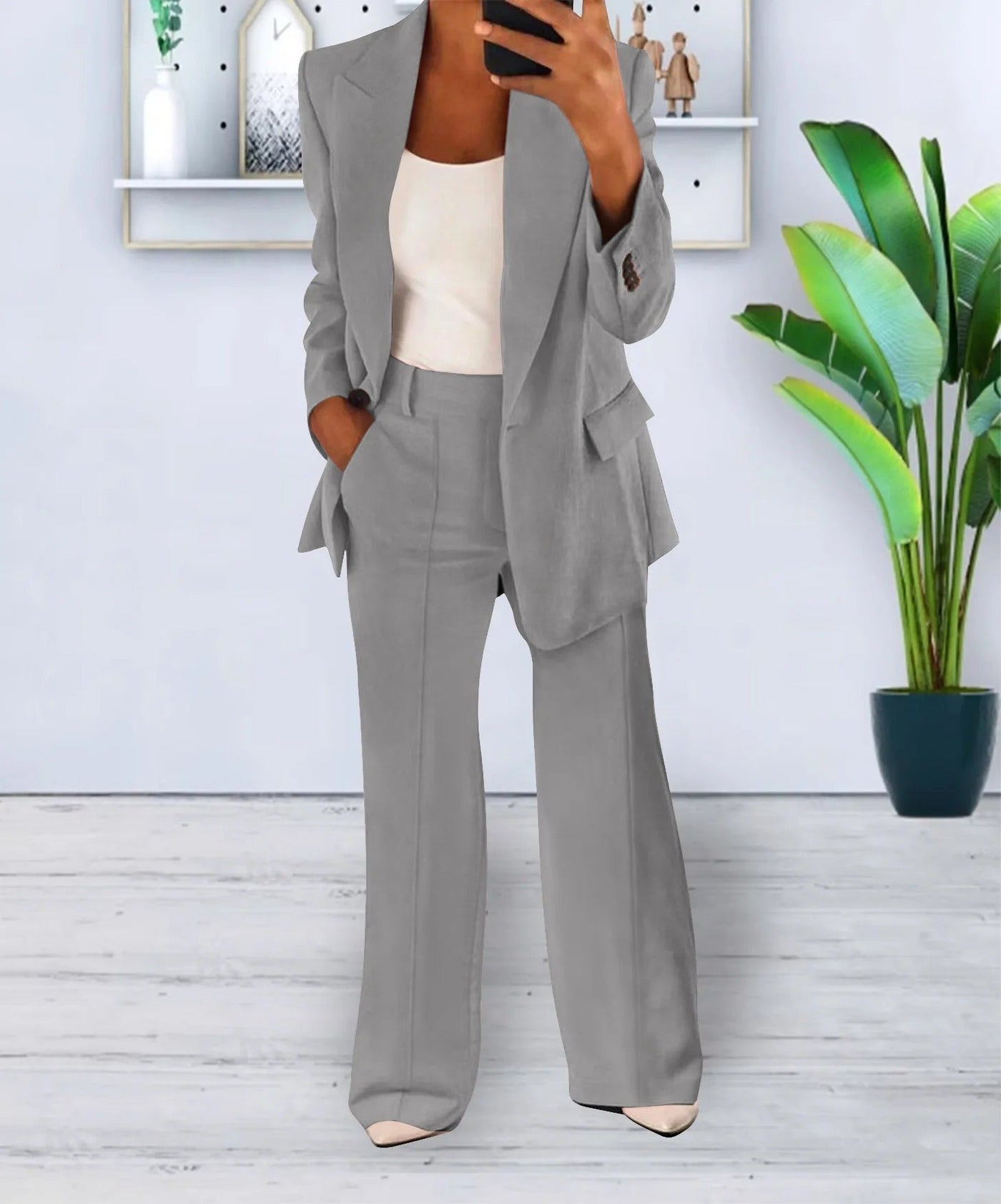 Blazer e Pantaloni Donna per un Look Fresco e Chic